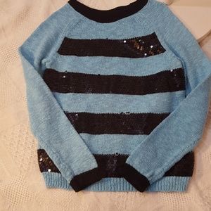 Light sweaters and long sleeve shirts bundle.